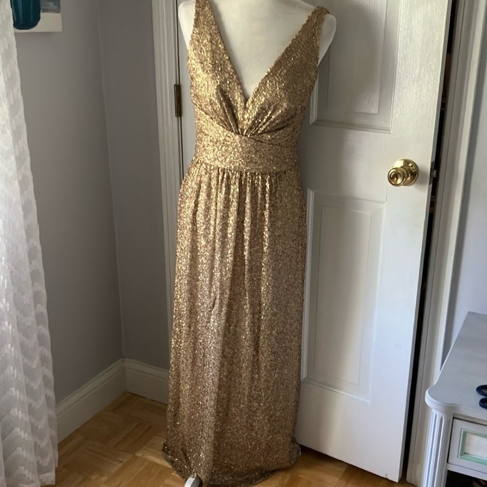 Elegant Gold Evening Gown